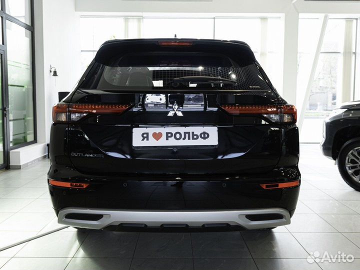 Mitsubishi Outlander 2.5 CVT, 2023