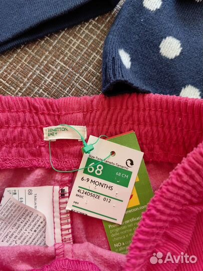 Комплект для девочки. Фирма Benetton. Размер 68