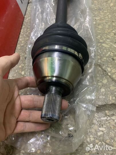 Полуось передняя левая Ford Focus 2