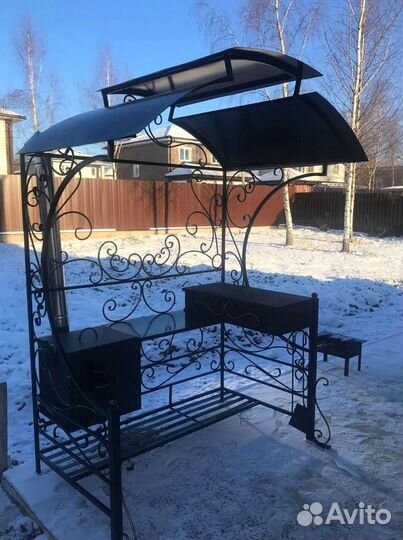 Мангал с крышей от производителя