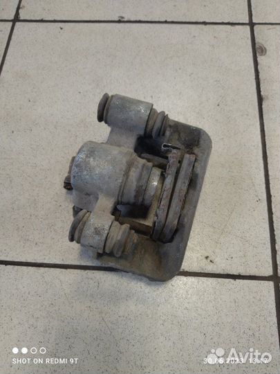 Суппорт тормозной задний правый Chery Tiggo T11