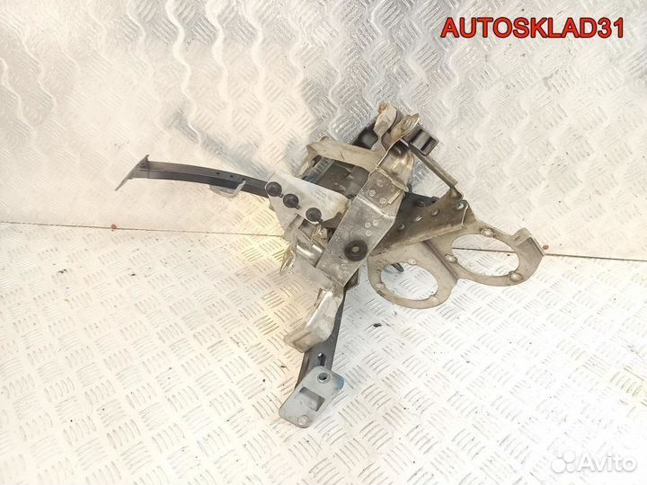 Кронштейн крепления крыла Audi A8 D3 4E0821137E