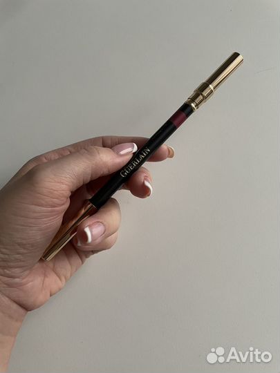 Карандаш для губ Guerlain