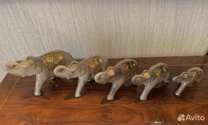 Набор слонов фарфоровый