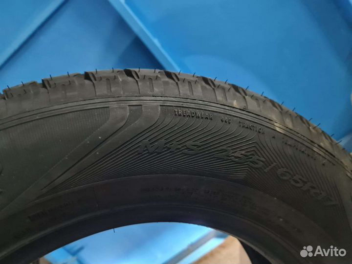 Goodyear Wrangler HP All Weather 255/65 R17 110T