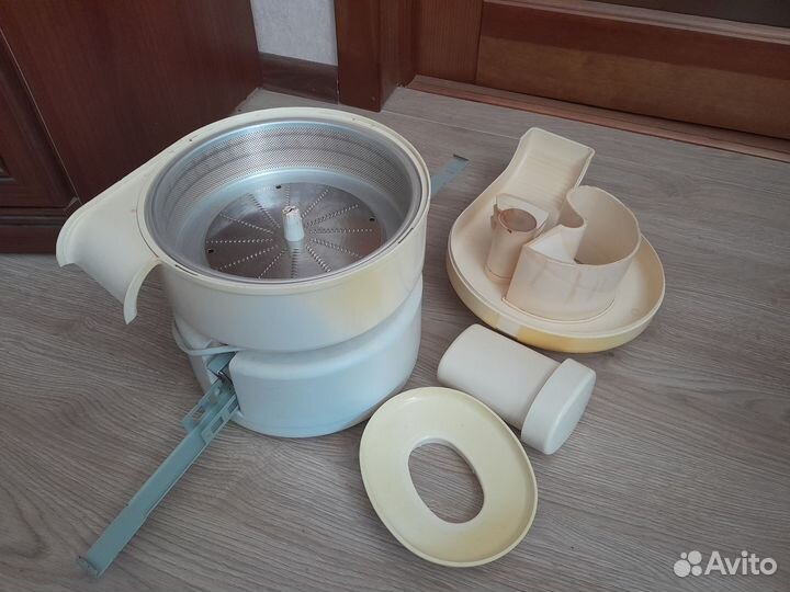 Соковыжималка свпп-301 