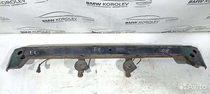 Усилитель переднего бампера Toyota RAV4 2