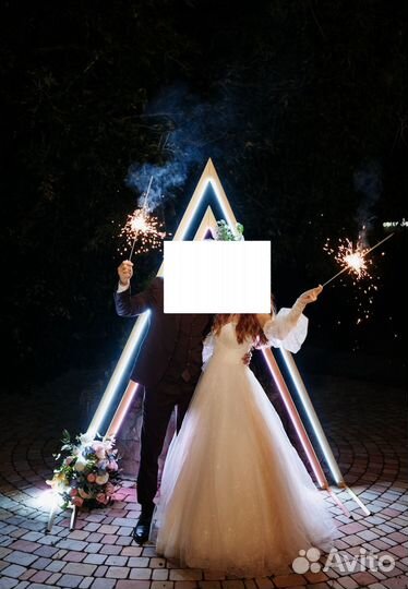 Свадебная арка с подсветкой