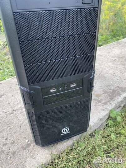 Termaltake versa h16 с двумя вентиляторами