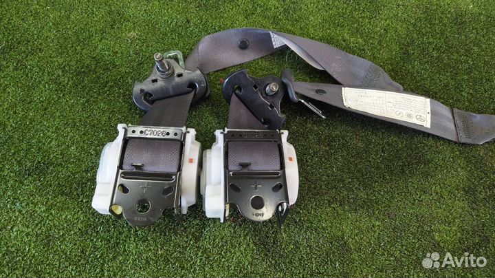 Ремни безопасности комплект задние Toyota Vista