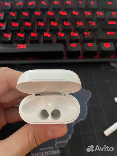 Airpods 2 оригинал хорошее состояние