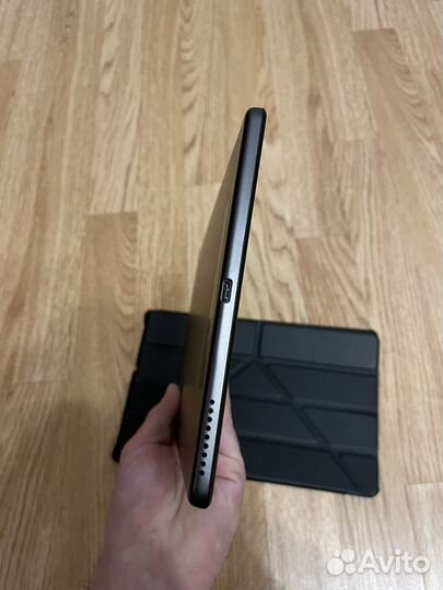 Планшет Lenovo Tab M10 fhd plus