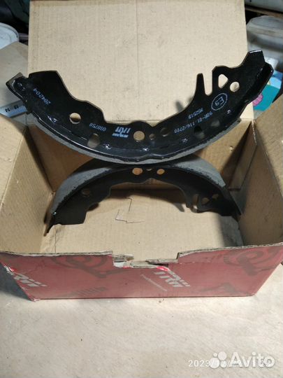 Тормозные колодки Daihatsu