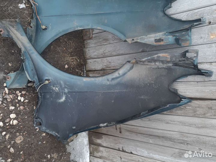 Крыло переднее Рено Сценик 1