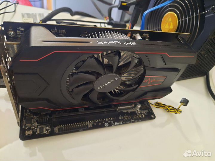 Видеокарты в упаковке RX560 RX470