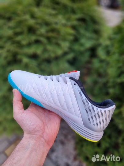 Lunar Gato Футзалки