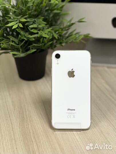iPhone Xr, 64 ГБ