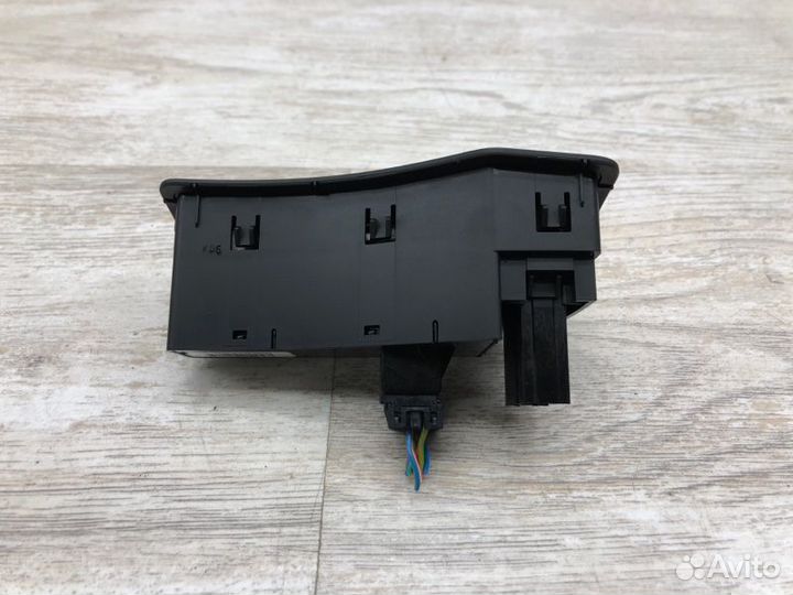 Кнопка многофункциональная Kia Sportage кроссовер