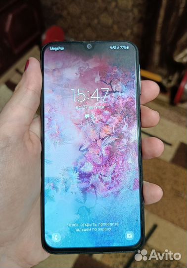 Телефон Samsung A40