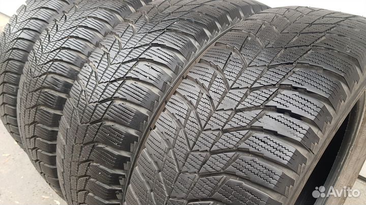 Triangle Snowlink TWT02 225/60 R17 103R