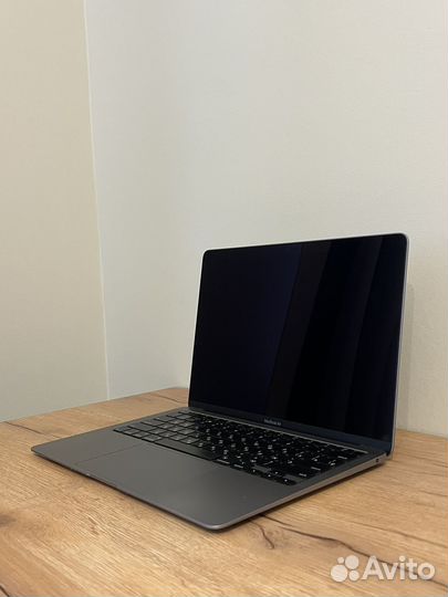 Apple macbook air 13 2020