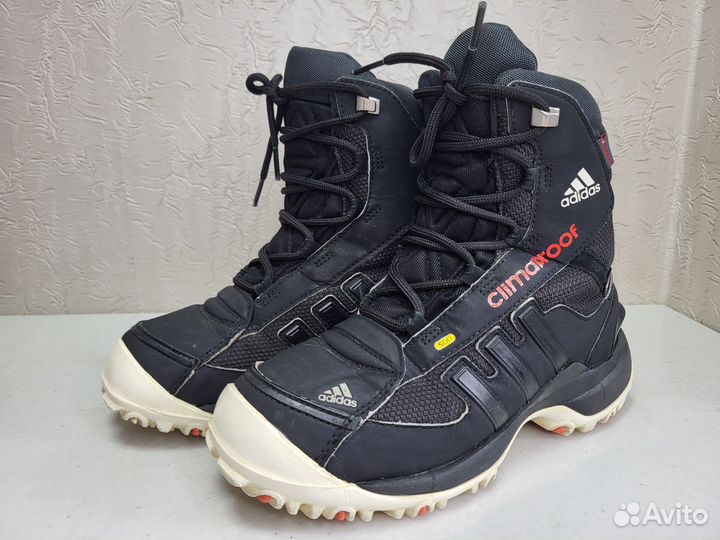 Зимние ботинки Adidas