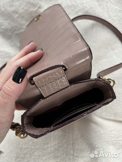 Charles keith сумка