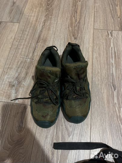 Тактические кроссовки lowa