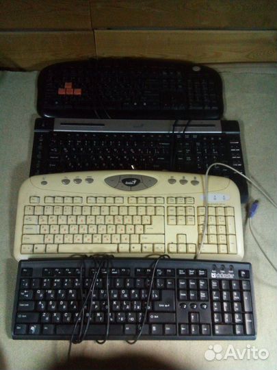 Клавиатуру продам