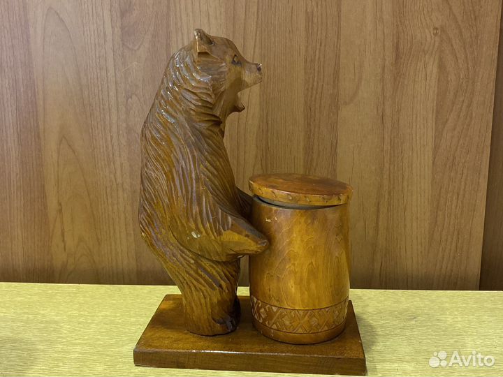 Сувениры из дерева