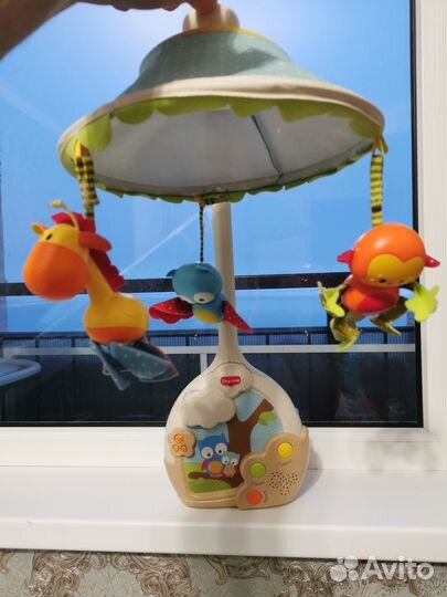 Детский мобиль в кроватку