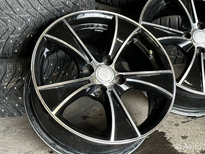 Диски R16 4x98 4Racing на Вазы