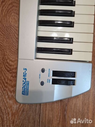 Midi клавиатура 49