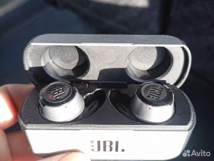 Без проводные наушники jbl