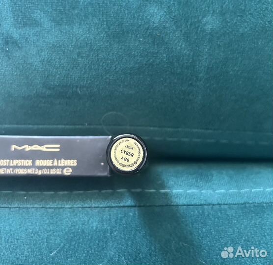 Губная помада mac