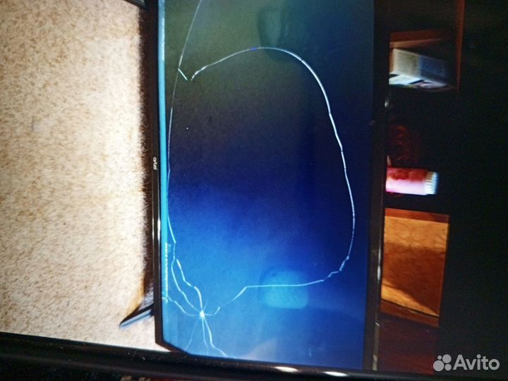 Телевизор на запчасти