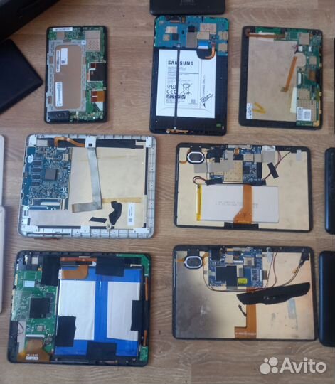 Планшеты разные