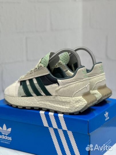 Кроссовки Adidas Retropy E5