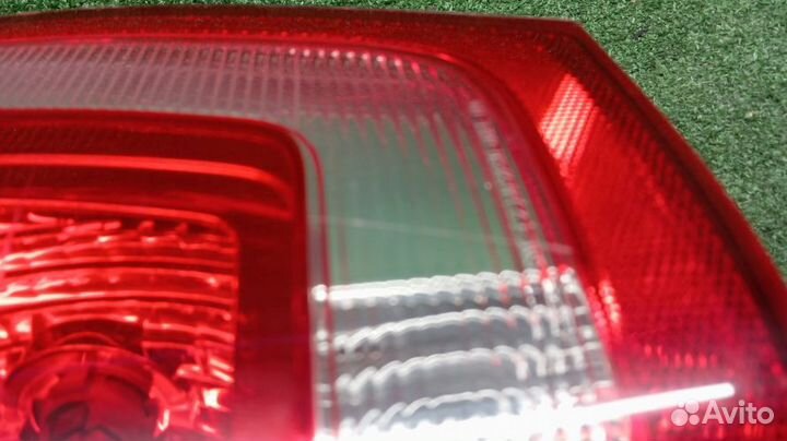 Задний фонарь Ford Escape 2 Правый