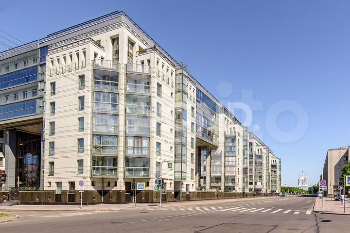 5-к. квартира, 184,3 м², 8/9 эт.