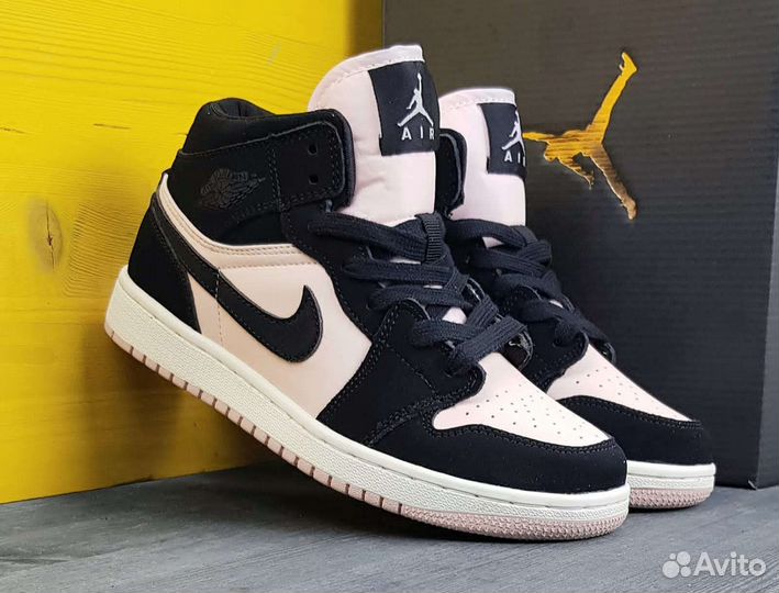 Nike Air Jordan кроссовки новые женские