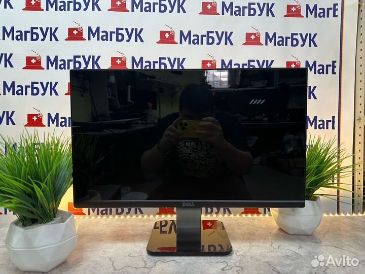 Монитор Dell 21.5