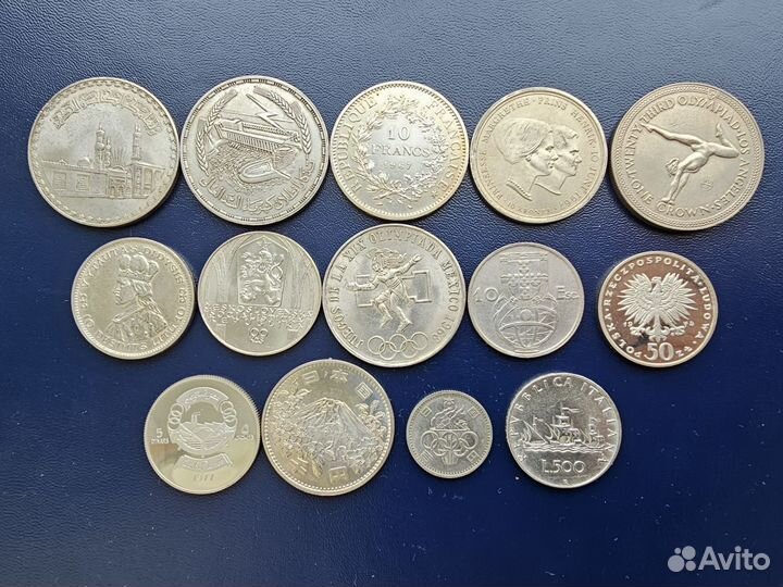 Коллекция серебряных монет разных стран серебро