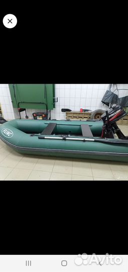 Надувная лодка с мотором
