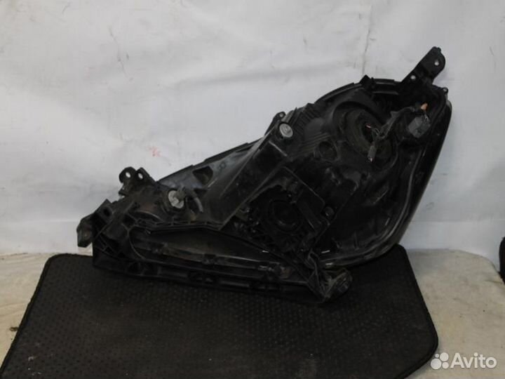 Фара правая Хонда Фит GE6 (1 модель) 6865 А871