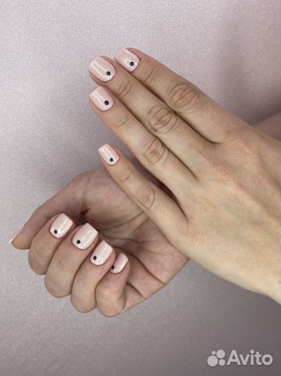 Маникюр/педикюр