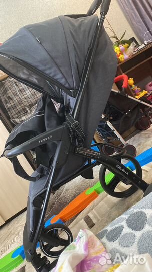 Прогулочная коляска
