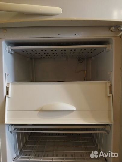 Холодильник 