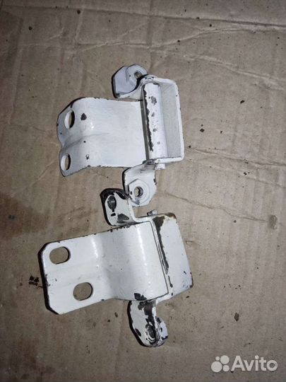 Петли Нива капот и дверь