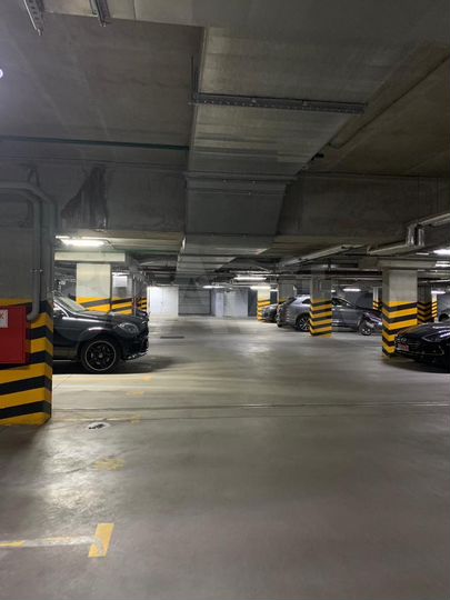 Машиноместо, 13 м²